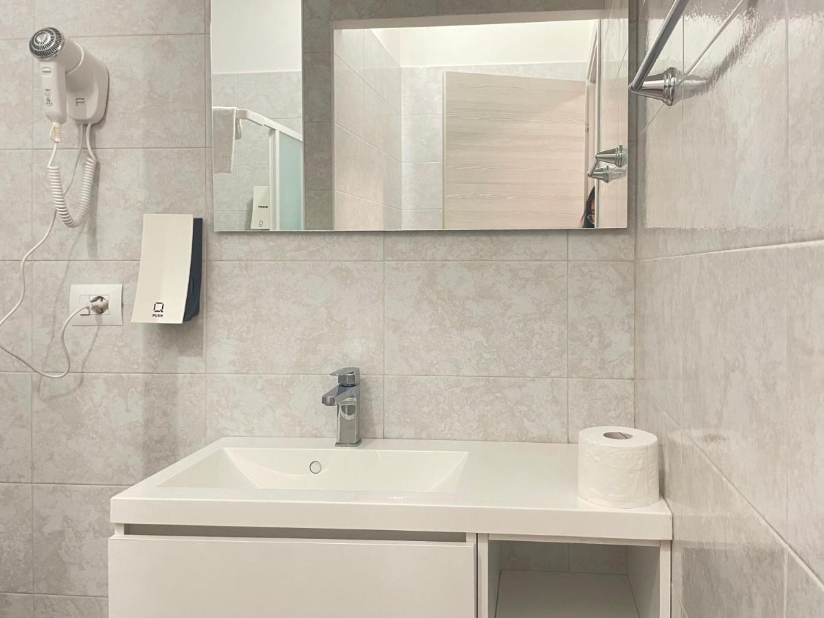 Nuovo Confortini Rooms Sunday Werona Zewnętrze zdjęcie